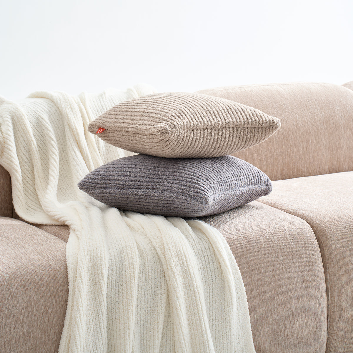 Nest Pillow